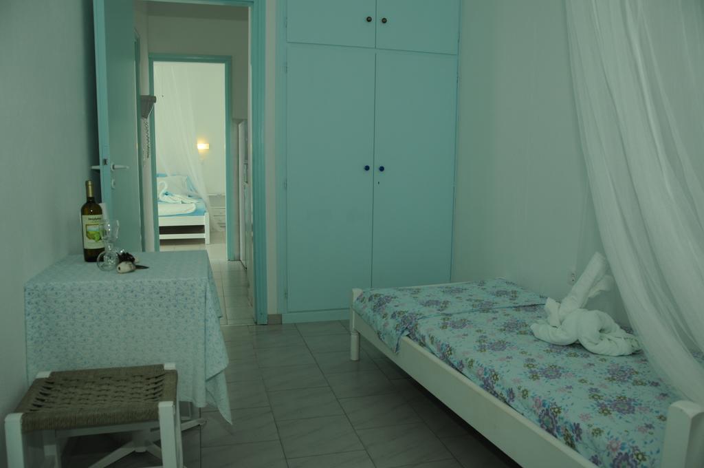 Carmel Studio Apartment Logaras Habitación foto